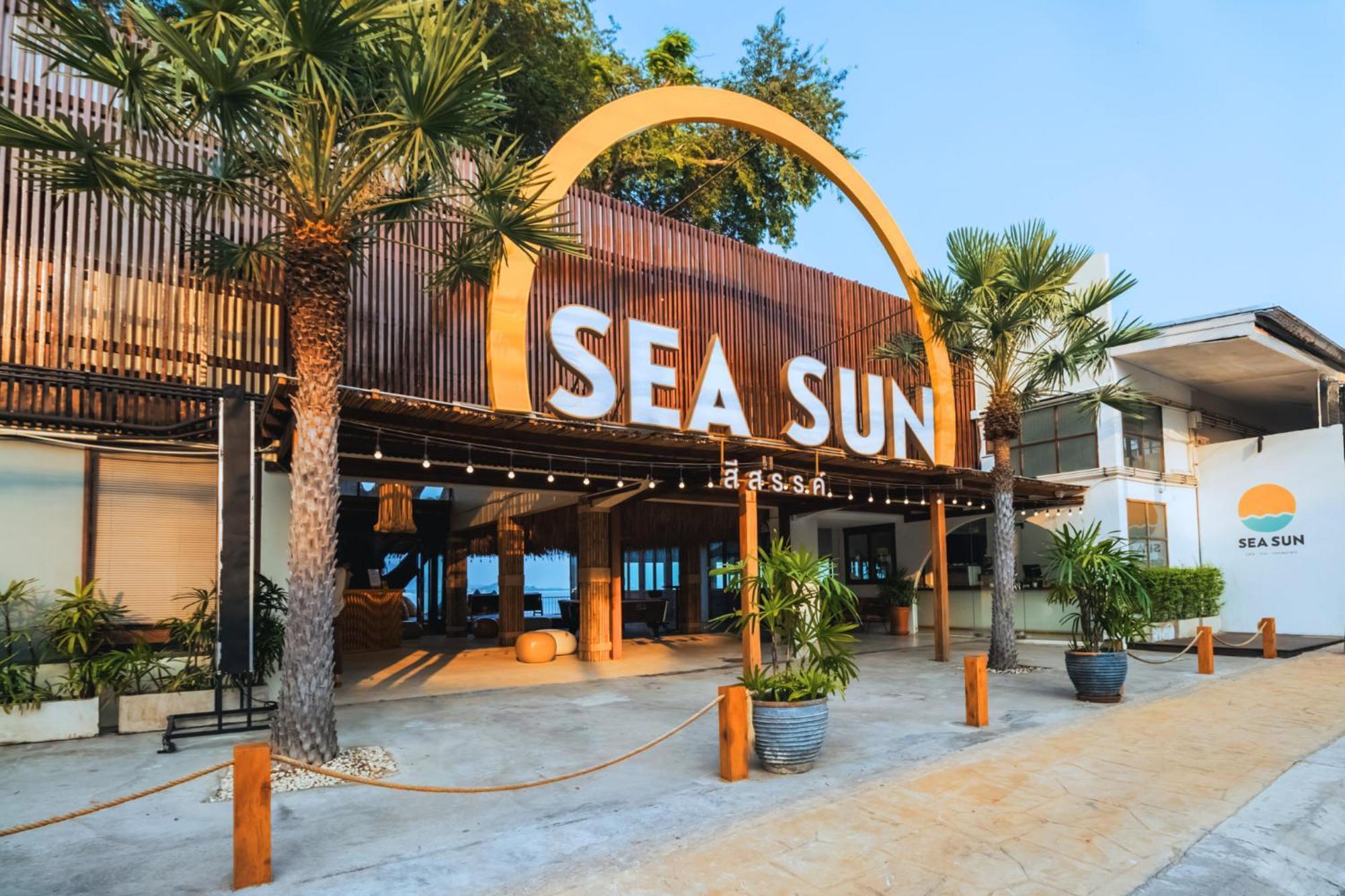 Sea Sun Bed & Beyond Hotel Bang Rak Beach  Buitenkant foto